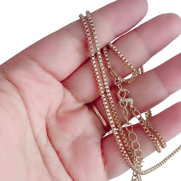 Gold Tone 2 Layered Box Chain Necklace Adjustable - Picture 5 of 6